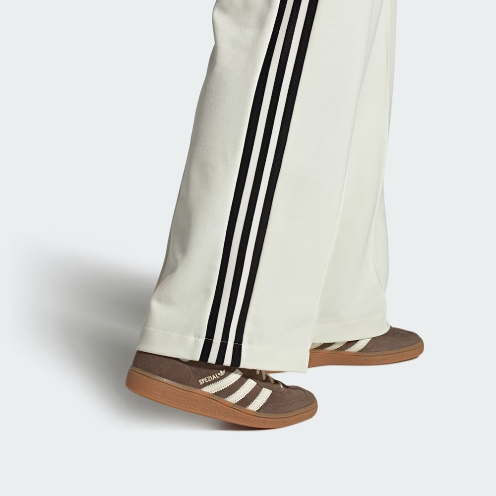 SOLD Adidas Handball Spezial Earth Gum Strata Cream Laces